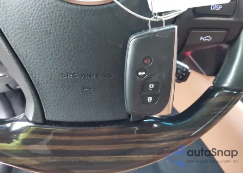 2017 Lexus Ls 460 z USA, uszkodzony, nr VIN JTHBL5EF1H5143935